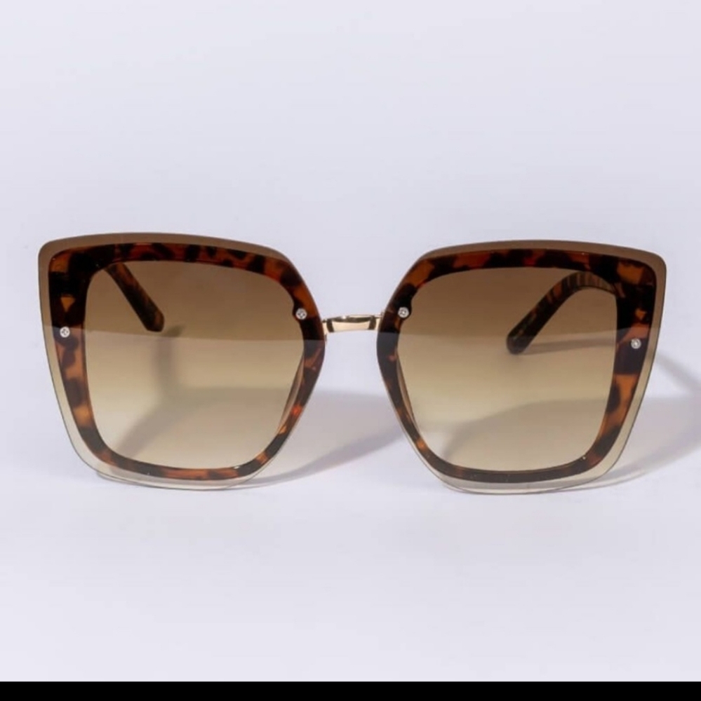 Elaine Squared cat eye sunglasses